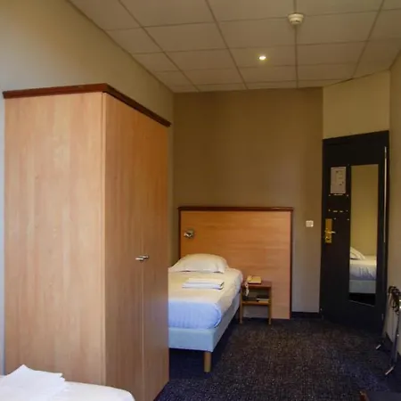 Le Noailles ホテル