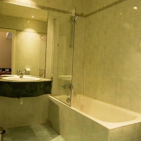 ホテル Le Noailles *