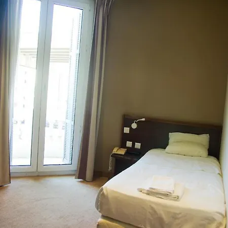 Szálloda Le Noailles Nizza