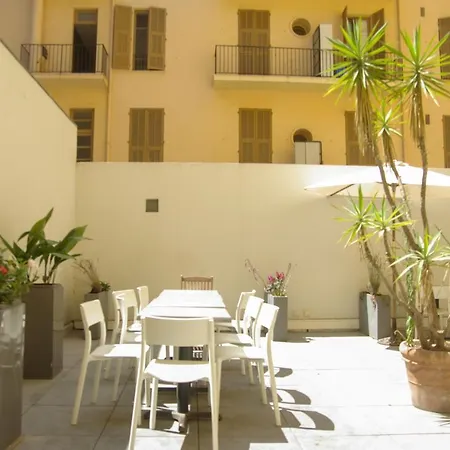 Le Noailles *